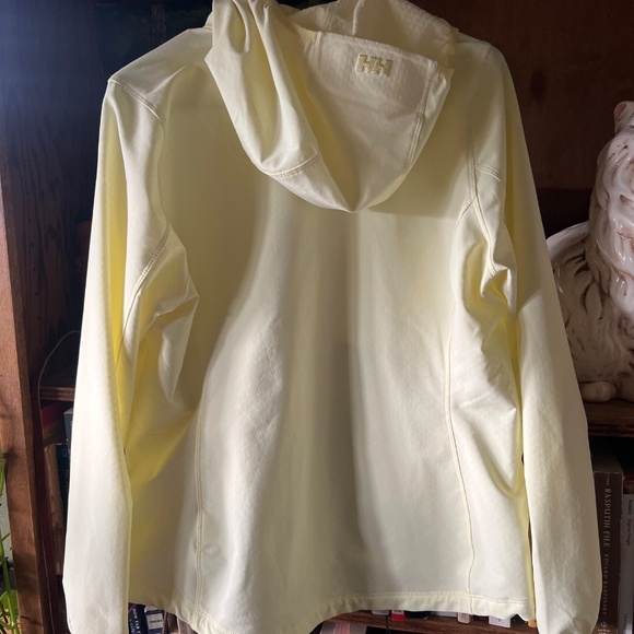 Never worn Helly Hansen zip-up - Picture 2 of 2